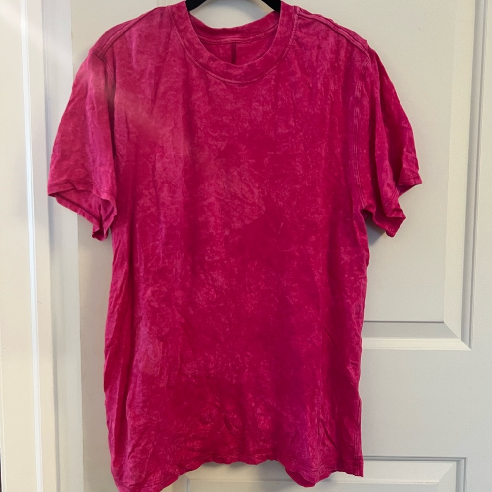 Lululemon Tee